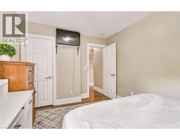 25 MOUNTWOOD Avenue UnitNo. 14 - 29