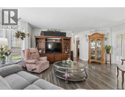 17 GREENFIELD Place - 11
