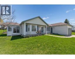 17 GREENFIELD Place - 3