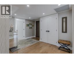 100 LAKESHORE Road E UnitNo. 303 - 21