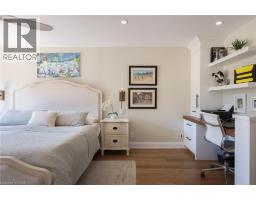 100 LAKESHORE Road E UnitNo. 303 - 22