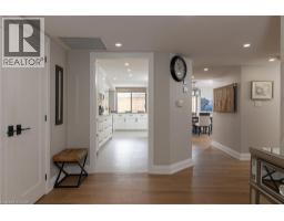100 LAKESHORE Road E UnitNo. 303 - 3