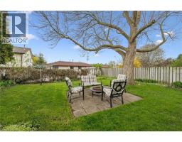 49 BROKEN OAK Crescent - 32