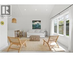 735 GEORGE Street - 18