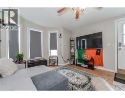 213 MAIN Street E - 31