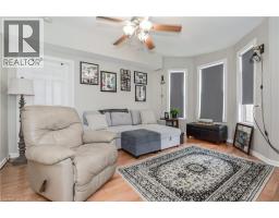 213 MAIN Street E - 32