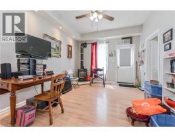 213 MAIN Street E - 4