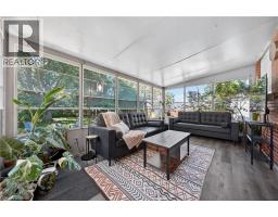 154 BRIDGEPORT Road E - 16