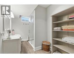41 SHAKESPEARE Road - 36
