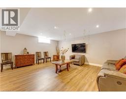 86 WOODBERRY Crescent - 32