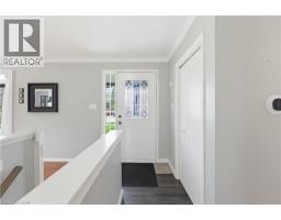 147 CHURCHILL Drive - 11