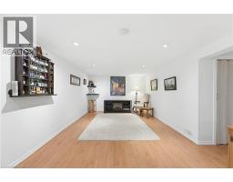 147 CHURCHILL Drive - 18
