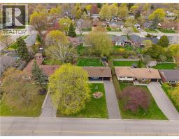147 CHURCHILL Drive - 31