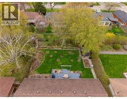 147 CHURCHILL Drive - 34