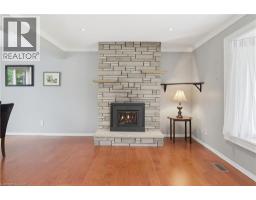 147 CHURCHILL Drive - 8