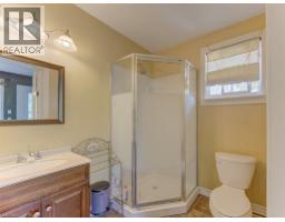 271 LONDON Road W - 18
