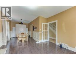 271 LONDON Road W - 6