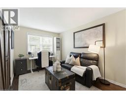 60 AVENUE Road - 15