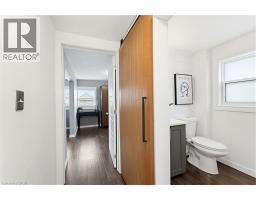 60 AVENUE Road - 19