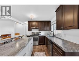 269 ROBINSON Street - 20