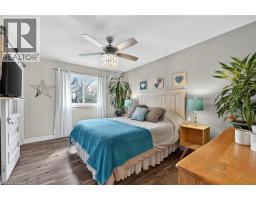 269 ROBINSON Street - 29