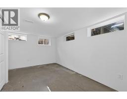 269 ROBINSON Street - 39