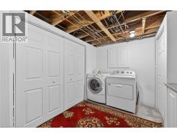 269 ROBINSON Street - 46