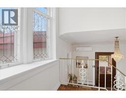 44 DUPONT Street - 16
