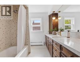 44 DUPONT Street - 19