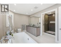 23 GOLFVIEW Crescent - 24