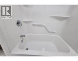 111 ALICIA Crescent - 37