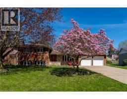105 DALEVIEW Drive - 1