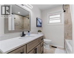 105 DALEVIEW Drive - 22