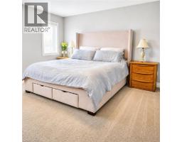 70 HALLIDAY Drive - 15