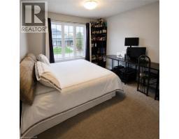 70 HALLIDAY Drive - 19