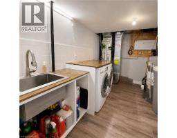 70 HALLIDAY Drive - 25