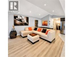 70 HALLIDAY Drive - 8