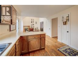 115 KNOWLES Drive - 11
