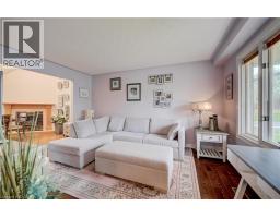 115 KNOWLES Drive - 5