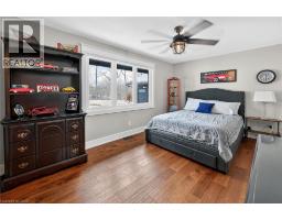 51 PARK Road S - 26
