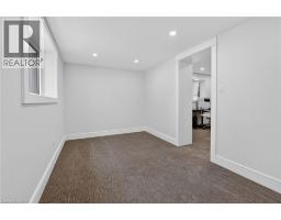51 PARK Road S - 36