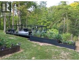 51 PARK Road S - 44