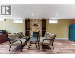 437 BEAUMONT Crescent - 36