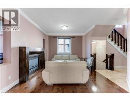 437 BEAUMONT Crescent - 5