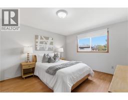 118 DEERBERRY Place - 30