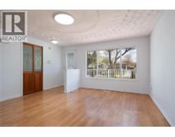 87 CHRISTOPHER Drive - 18