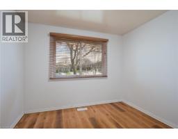 87 CHRISTOPHER Drive - 21