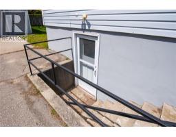 87 CHRISTOPHER Drive - 34