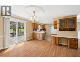 28 STRAUSS Court - 12