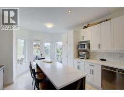 76 KENNEDY Road - 16